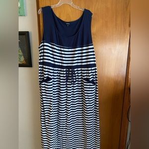 Torrid size 4 maxi striped dress